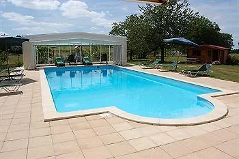 La Ferme De Laupiliere Bed & Breakfast Sarrazac (Dordogne)